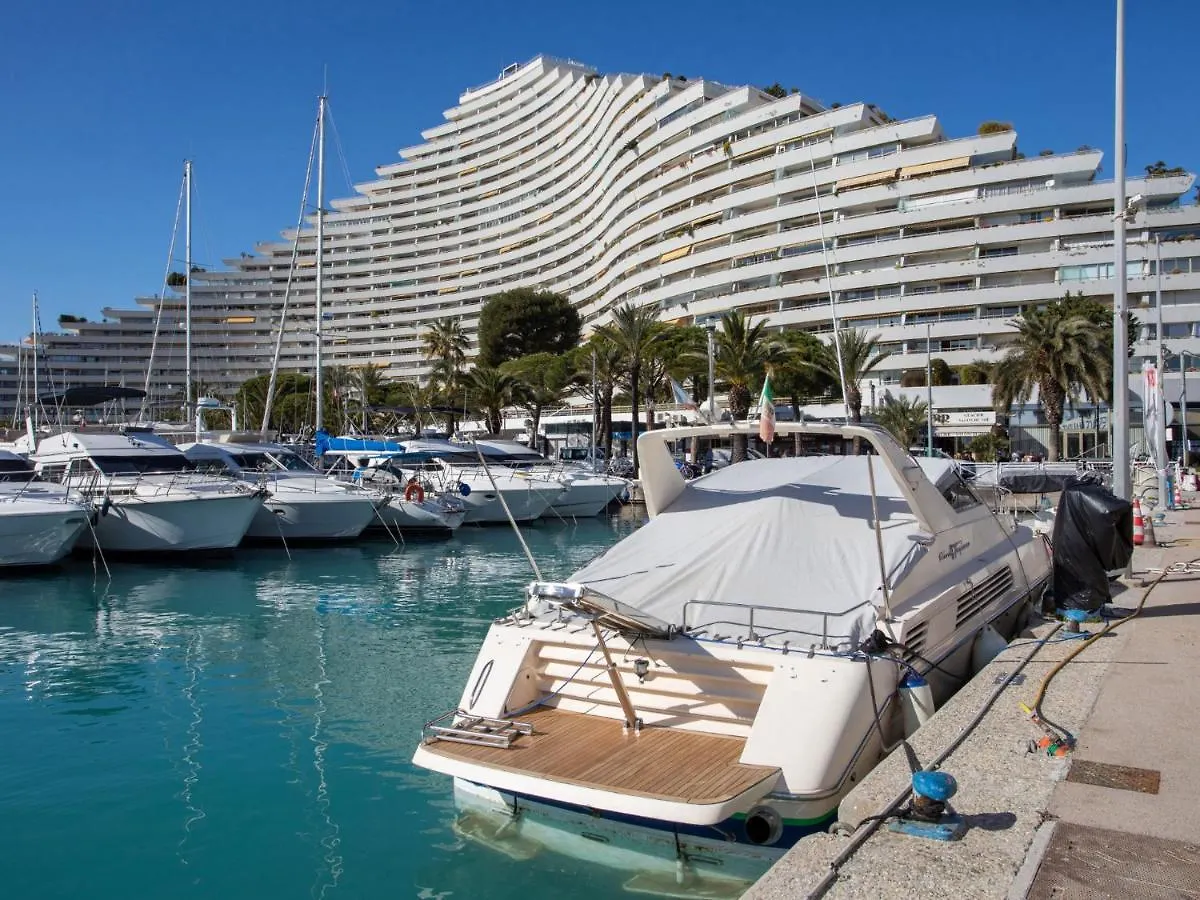 Apartment De La Mer By Interhome Villeneuve-Loubet 0*,  France