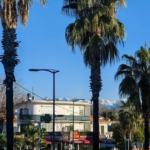 Appartement Pearl - Rooftop Pool Seaside, Villeneuve-Loubet